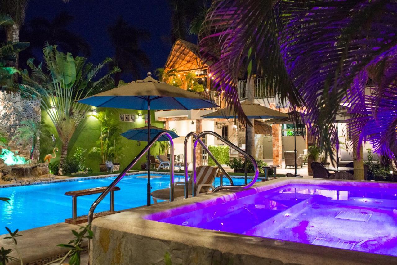 Alamos Inn Hotel Con Jacuzzi Y Piscina Cancun Exterior photo