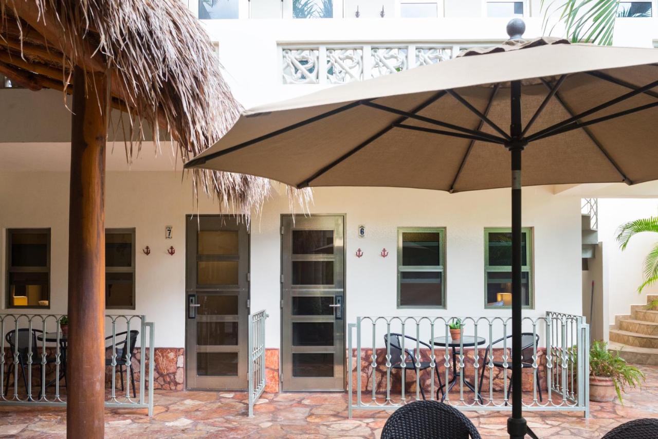 Alamos Inn Hotel Con Jacuzzi Y Piscina Cancun Exterior photo